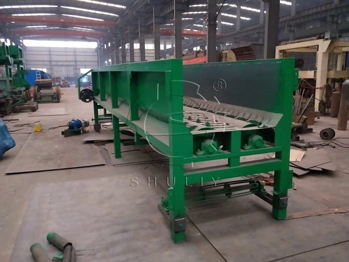 How Much Is The Price Of Wood Debarker? 2 Wood debarker machine