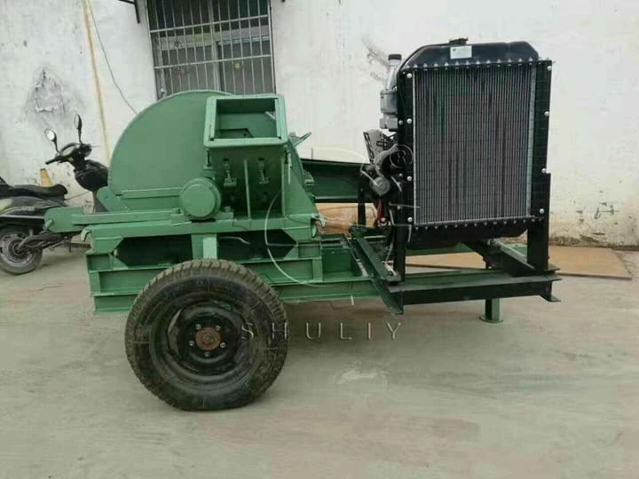 Mesin penghancur kayu