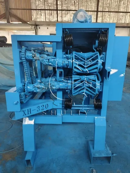 Wood debarking machine