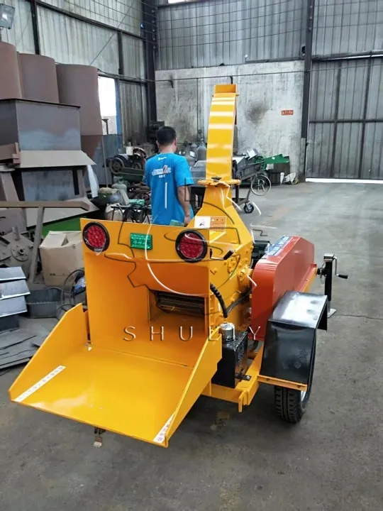 Branch Crusher Machine 11 Tree brach crushing equipment