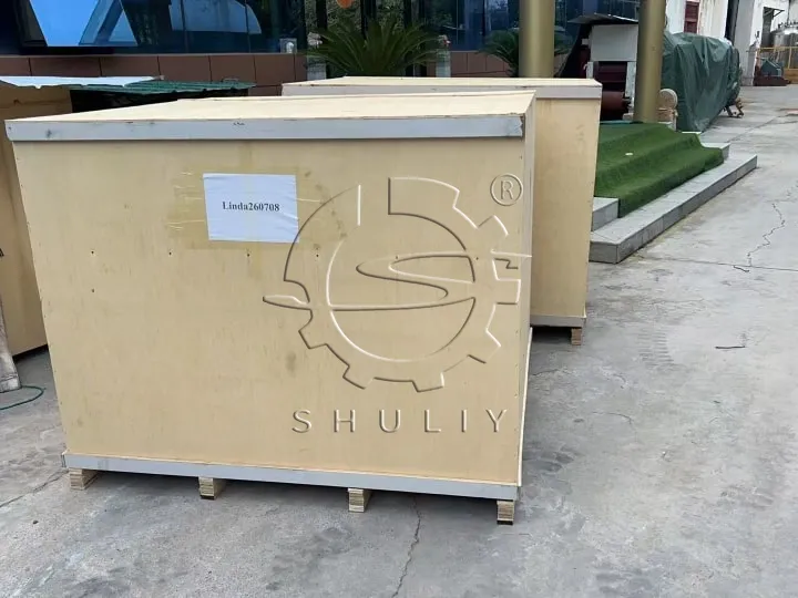 Wood chipping machine package